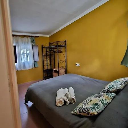 Chalet Rural Labriega Del Hueznar *